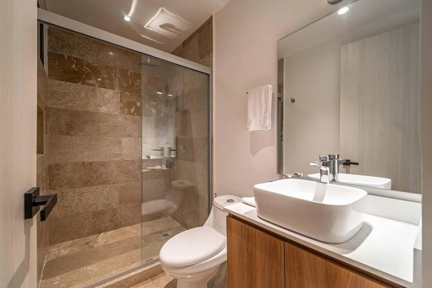 King Suite With Private Balcony, Gym And Rooftop Pool Tulum