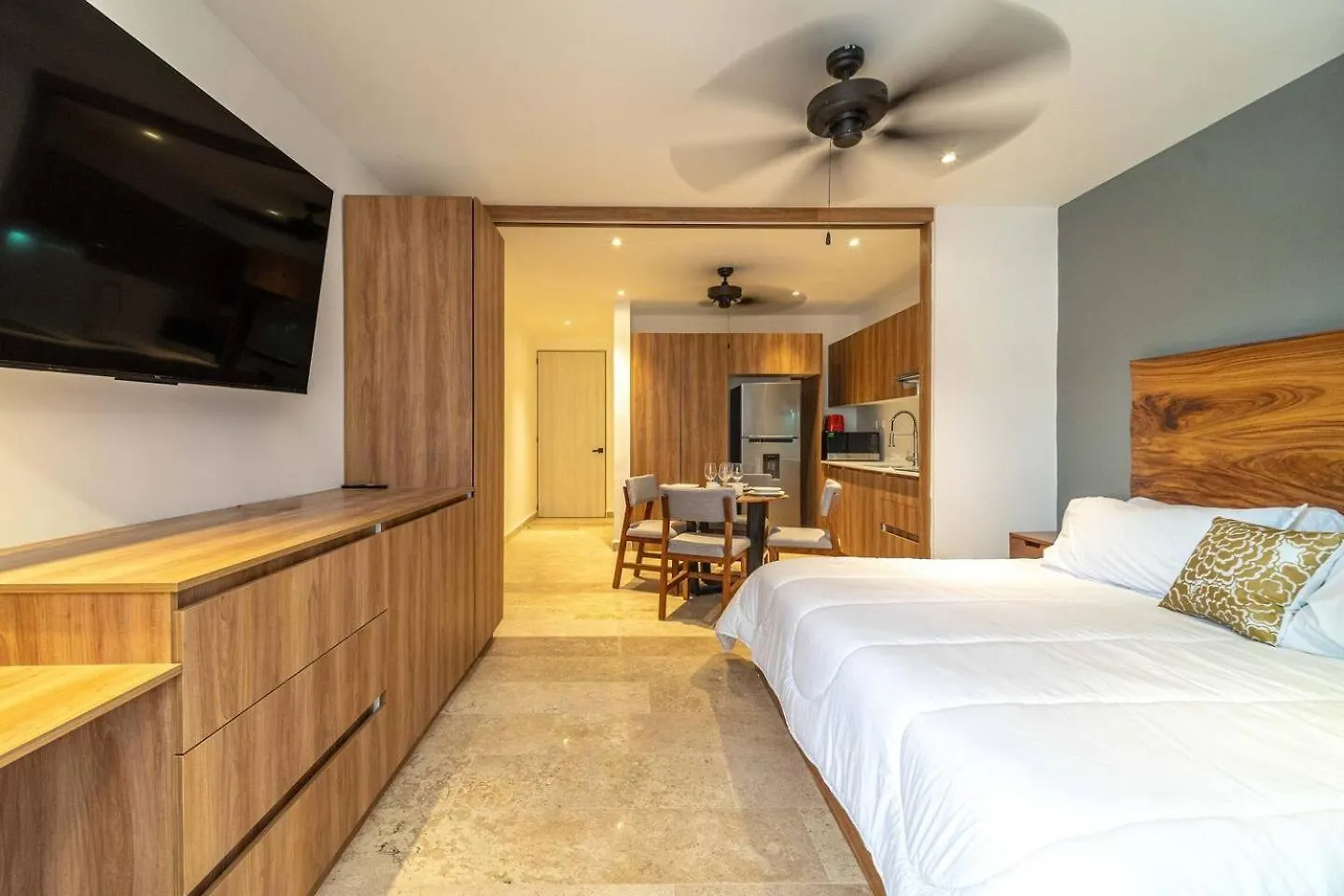Holiday home King Suite With Private Balcony, Gym And Rooftop Pool Tulum