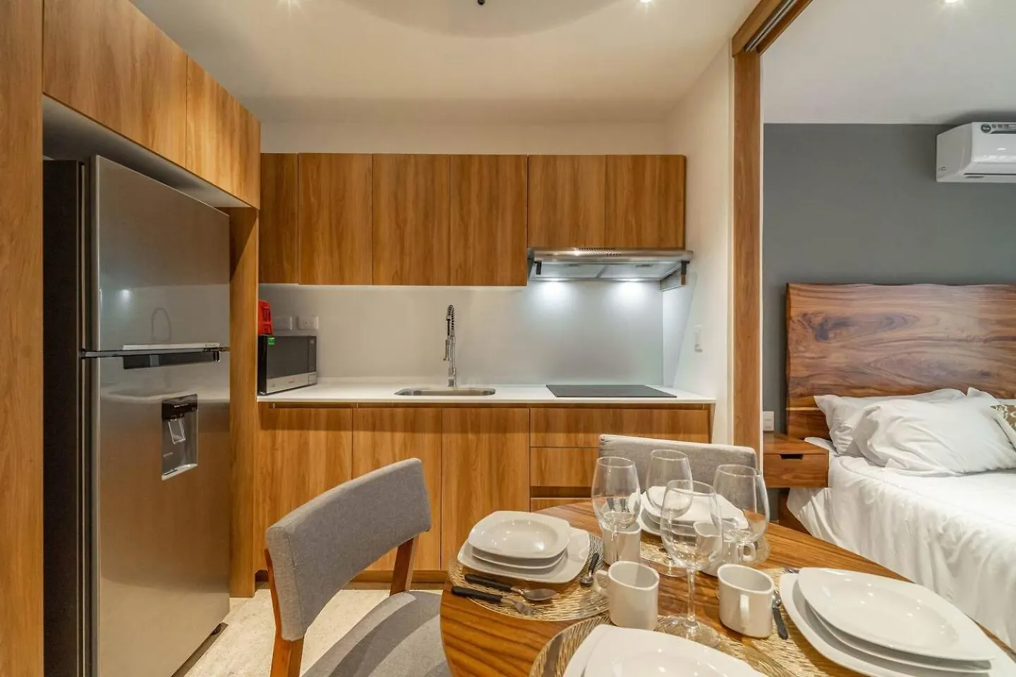 King Suite With Private Balcony, Gym And Rooftop Pool Tulum